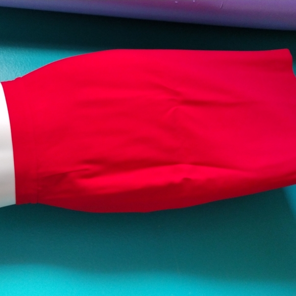 Vintage Red Two Piece Suit. - Picture 5 of 6